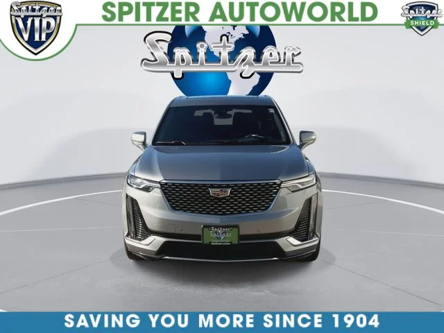 Used 2025 Silver Cadillac Premium Luxury image 3