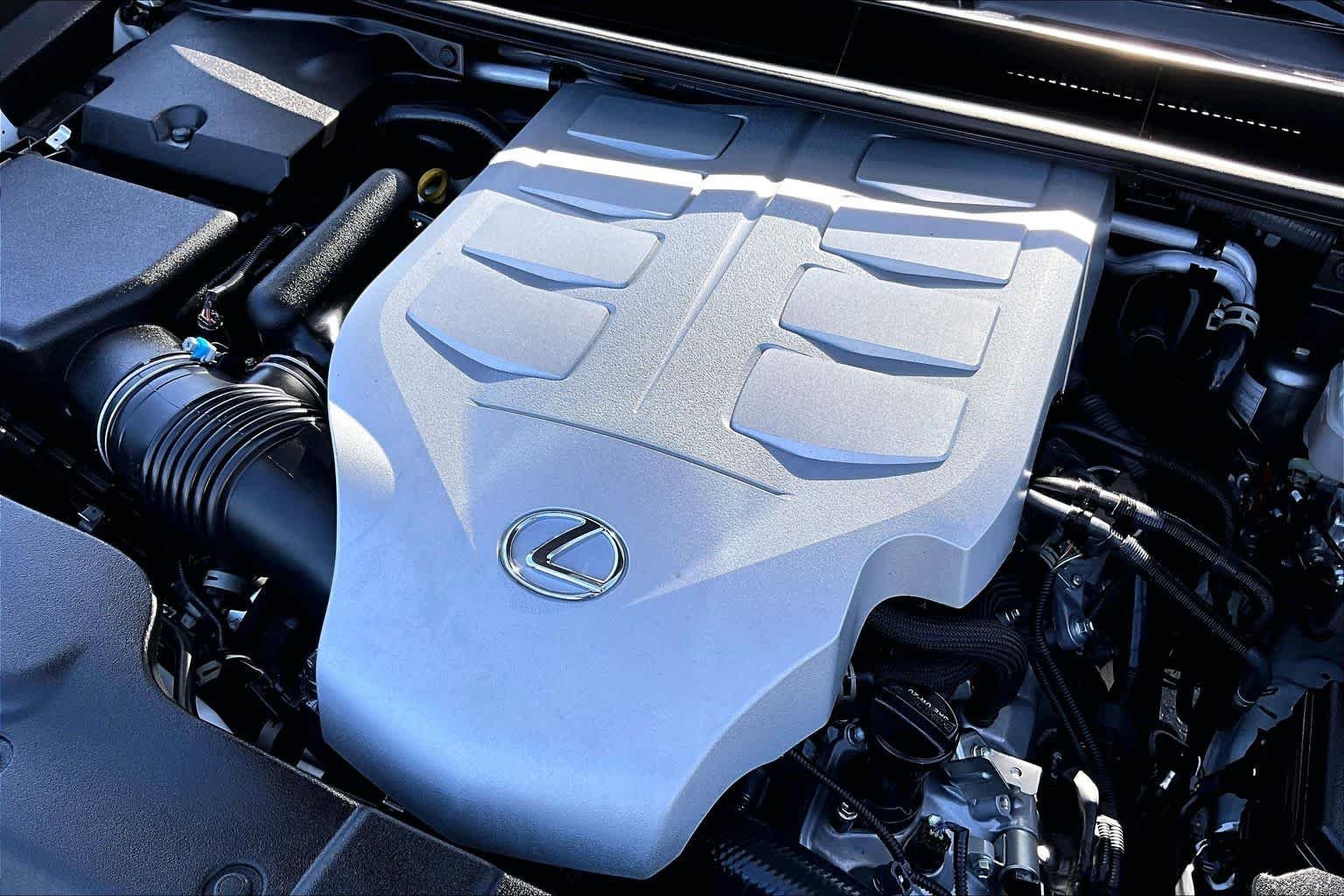 Used 2021 Starfire Pearl Lexus Premium image 31
