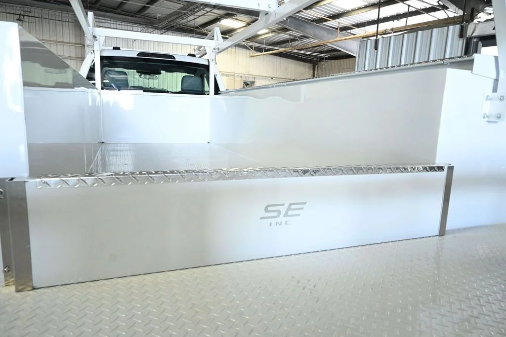 New 2026 Oxford White Ford XL image 26