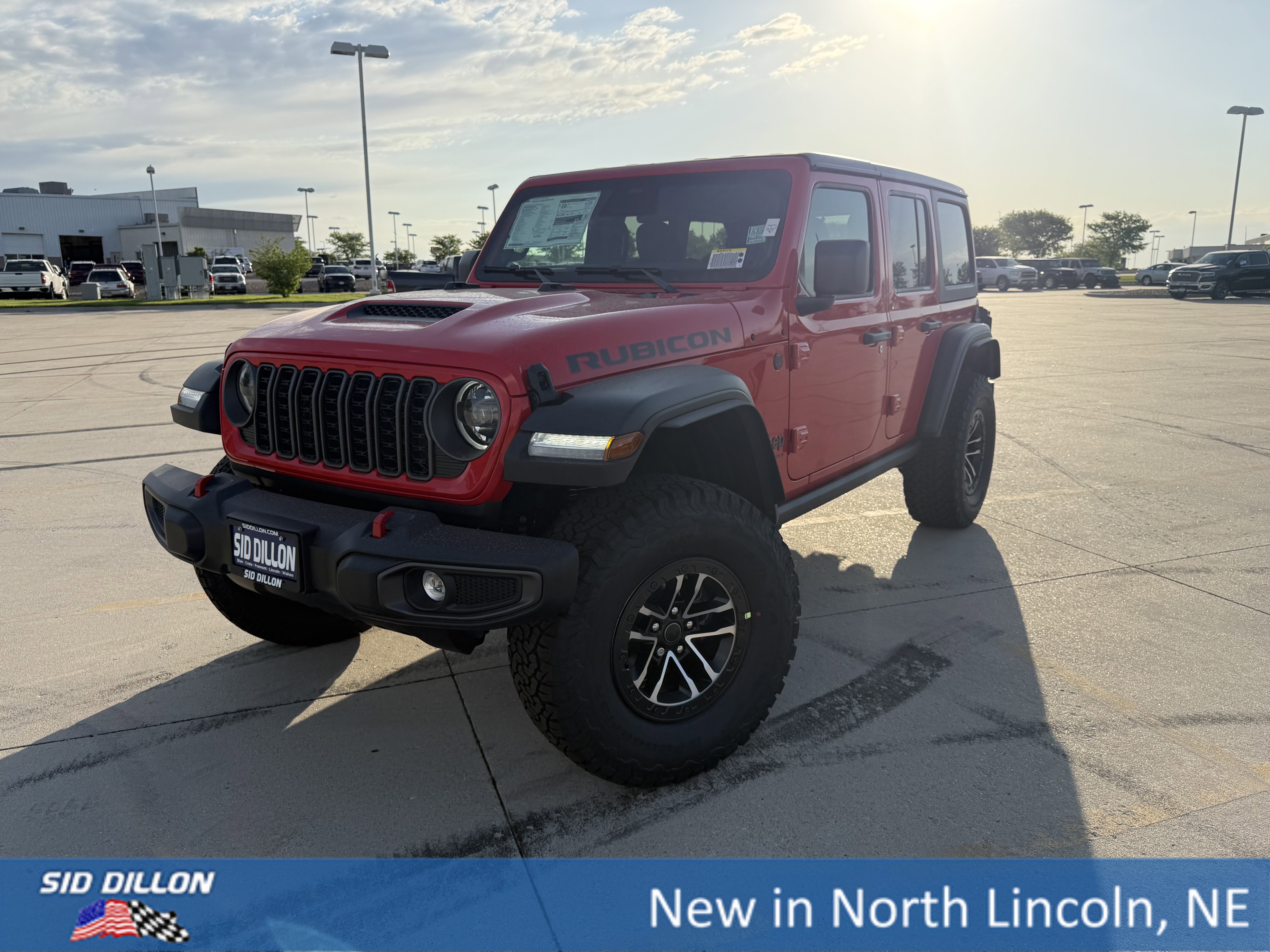 New 2026 Firecracker Red Clear-Coat Exterior Paint Jeep Rubicon image 1