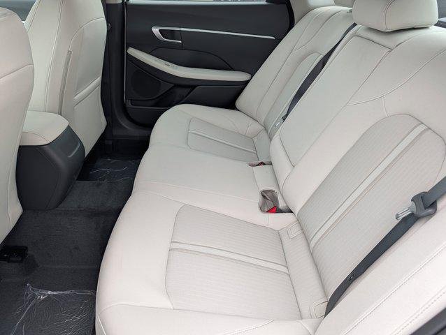 New 2026 Serenity White Hyundai SEL Sport image 8