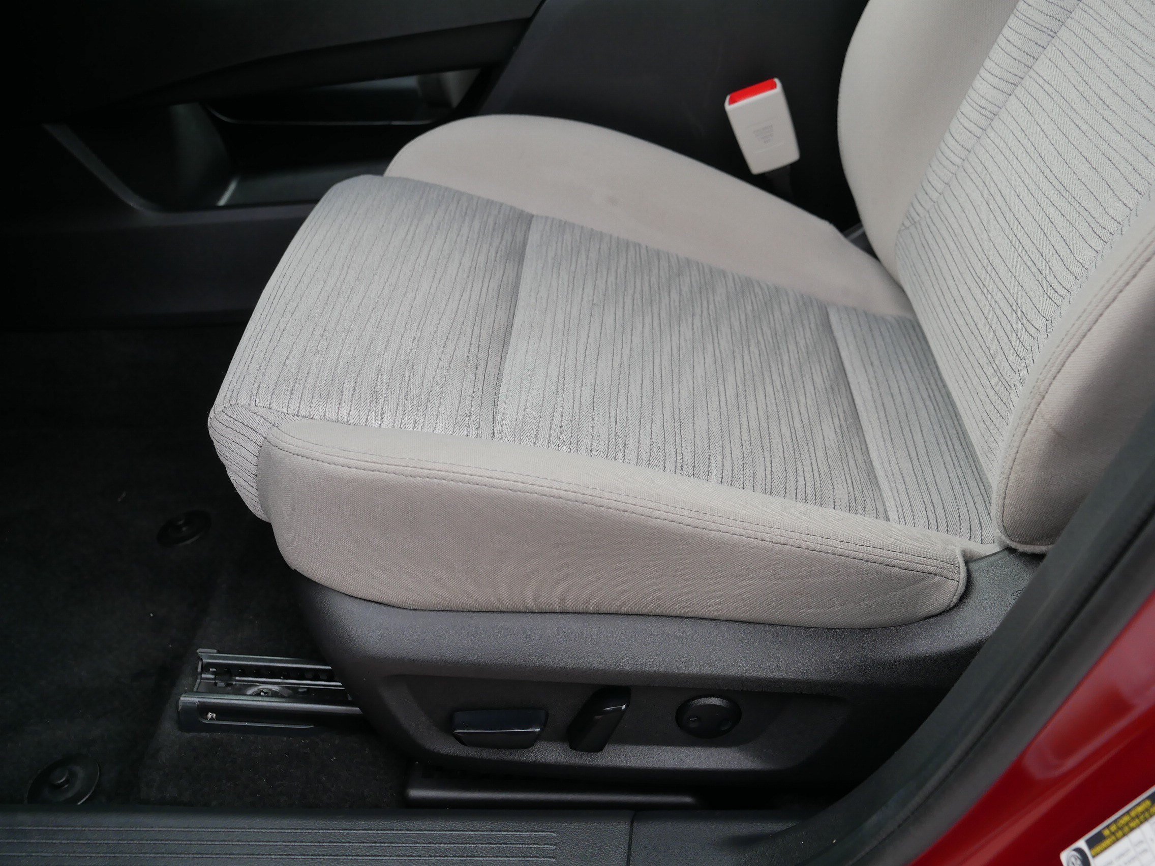 Certified Used 2023 Scarlet Ember Tintcoat Nissan SV image 20