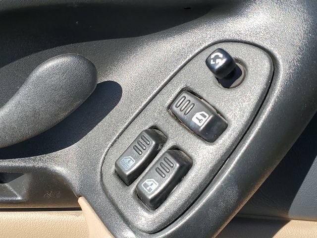 Used 1995 Green Chevrolet Z28 image 19