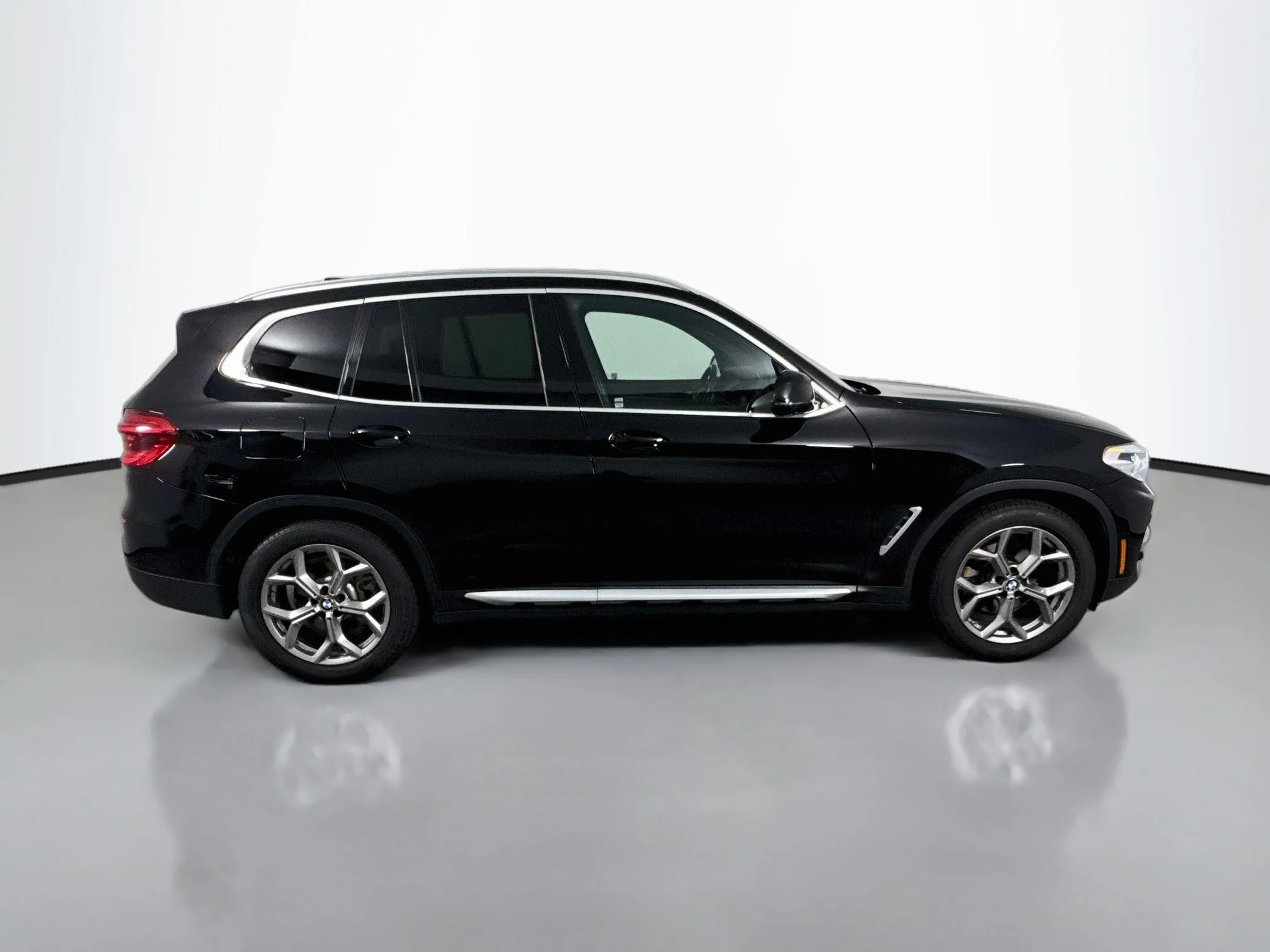 Used 2020 Jet Black BMW xDrive30i image 8