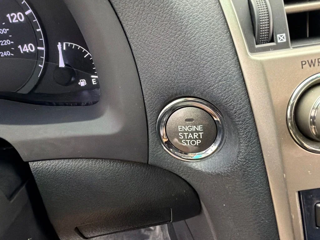 Used 2015 Gray Lexus 350 image 18