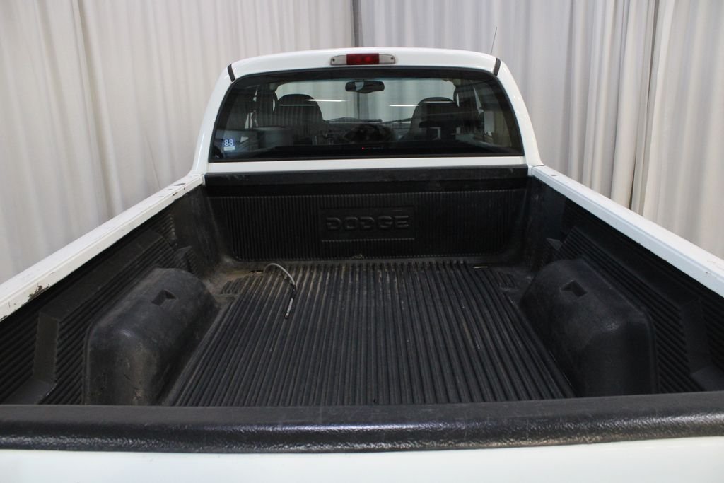 Used 2000 White Dodge Sport image 25