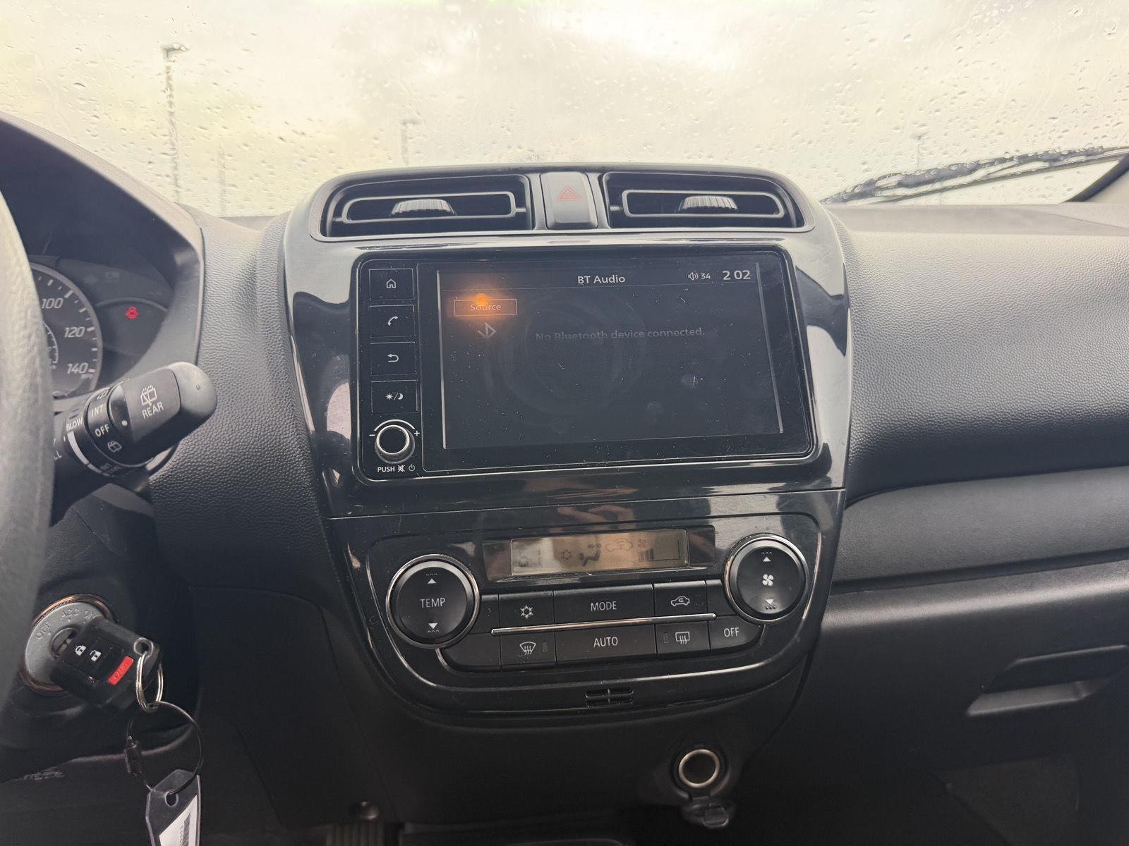 Used 2024  Mitsubishi ES image 16