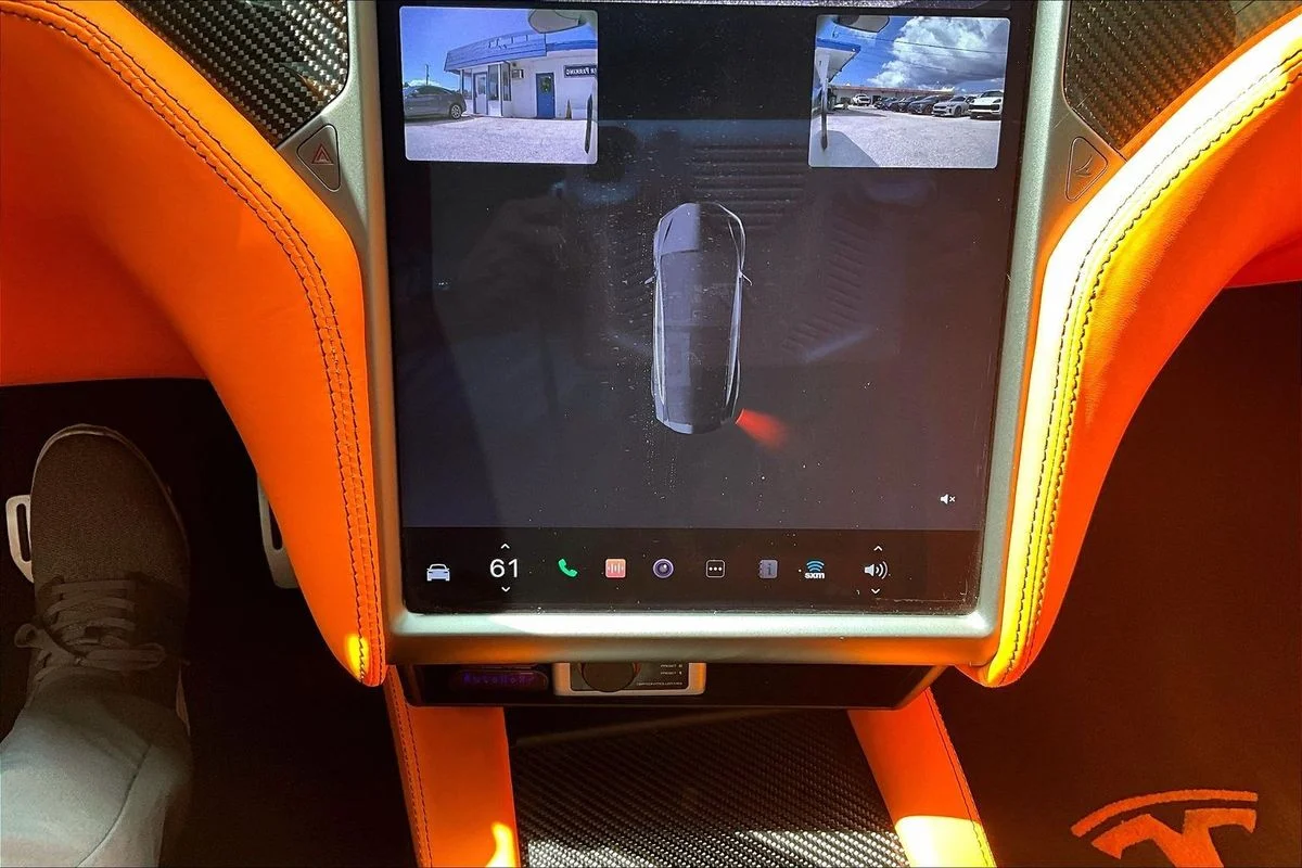 Used 2020  Tesla Performance Dual Motor All-Wheel Drive image 15