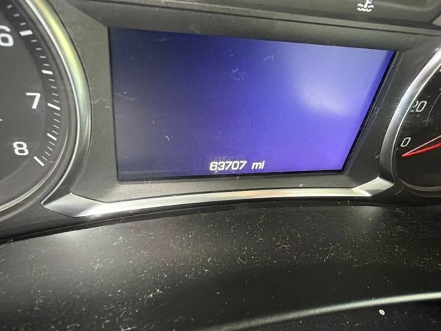 Used 2021 IRIDESCENT PEARL TRICOAT Chevrolet LT image 4