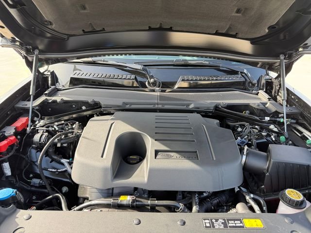 New 2026 Santorini Black Land Rover X-Dynamic SE image 19