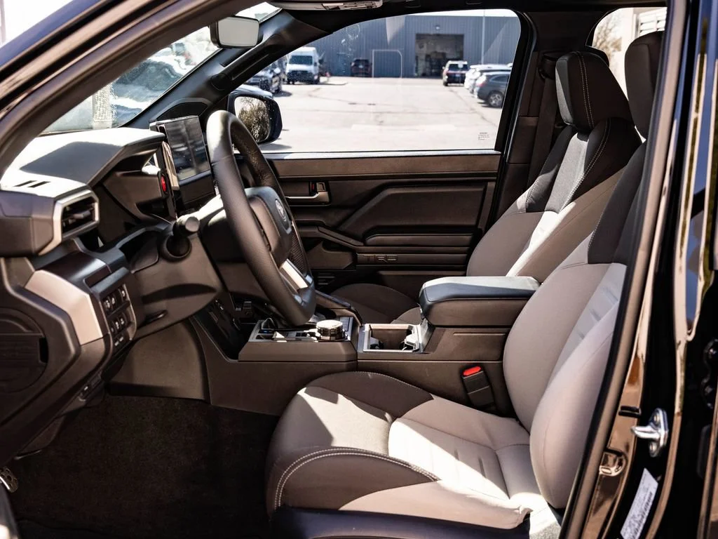 2025 Toyota Tacoma TRD Sport - Photo 24