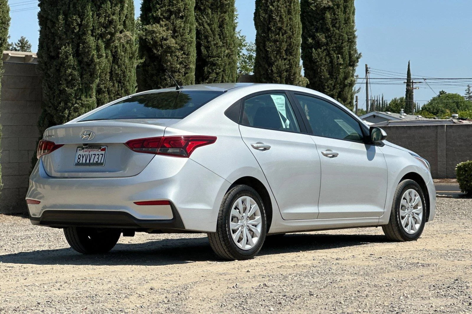 Used 2022 Olympus Silver Hyundai SE image 4