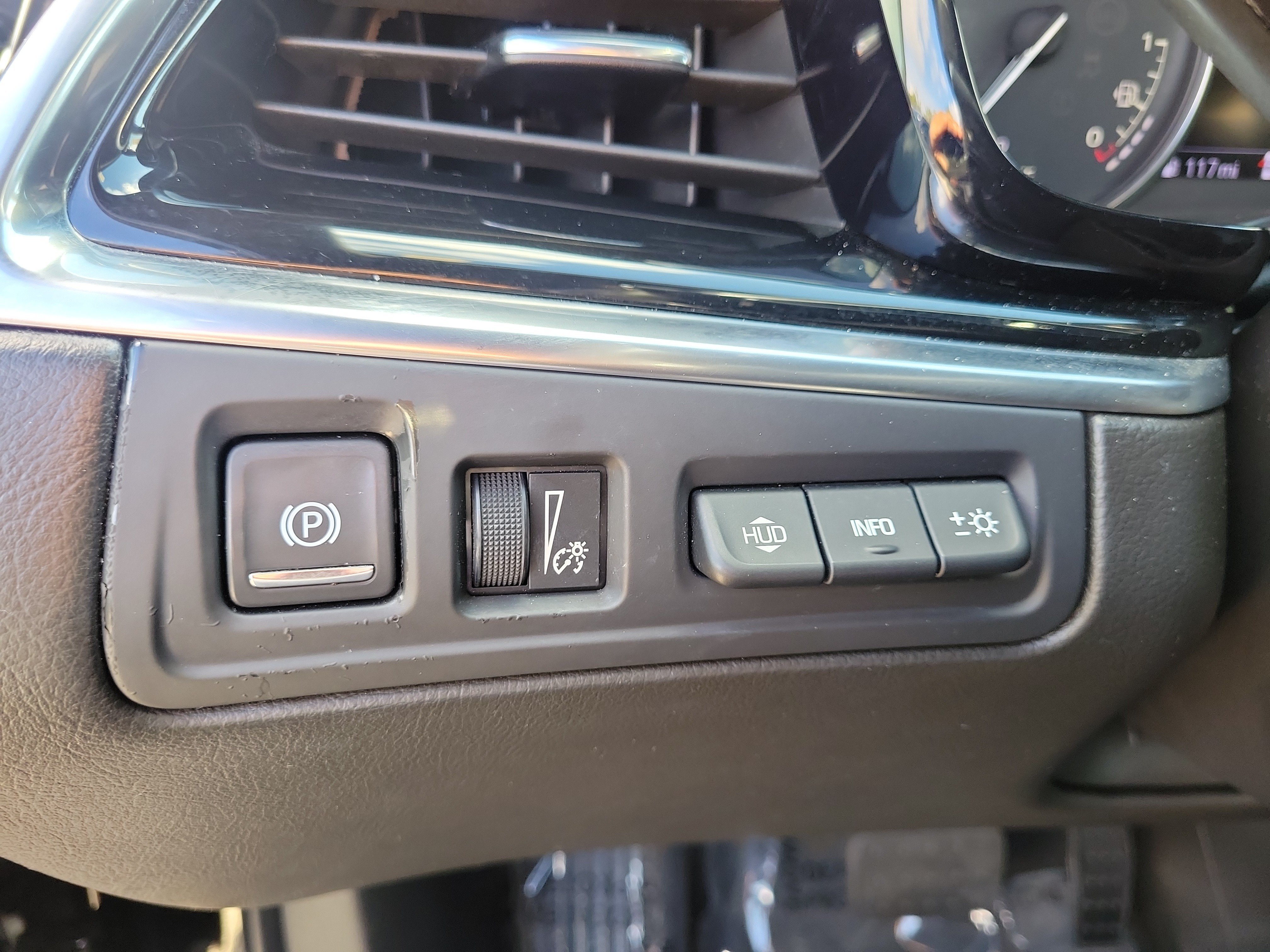 Used 2023 Stellar Black Metallic Cadillac Premium Luxury image 27