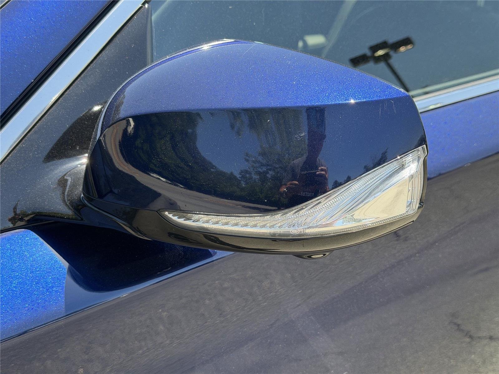 Used 2023 Grand Blue INFINITI LUXE image 36