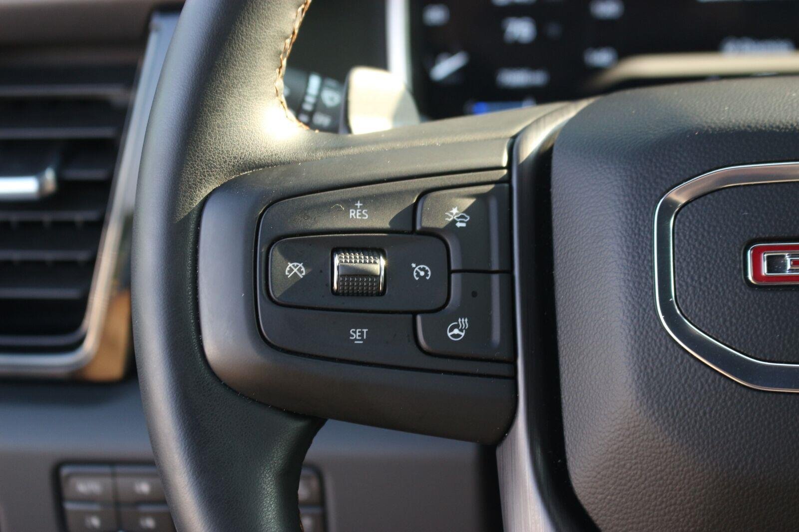 Used 2026 Summit White GMC AT4 image 22