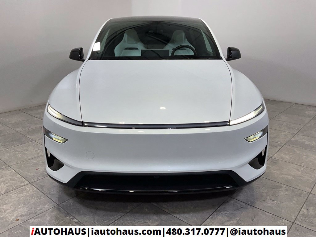Used 2026 White Tesla Performance image 3