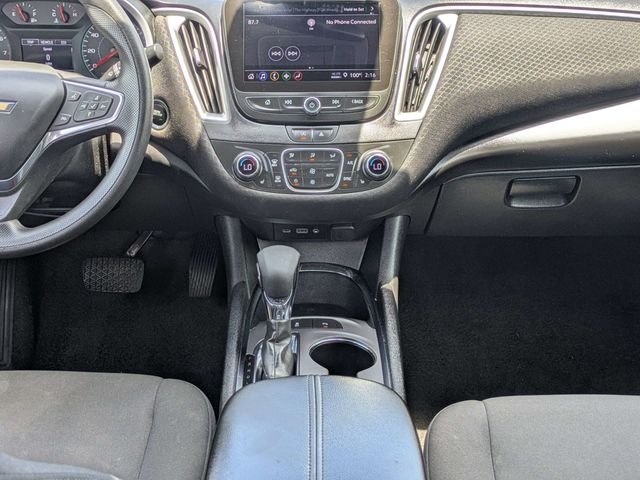 Used 2024 Gray Chevrolet LT image 18
