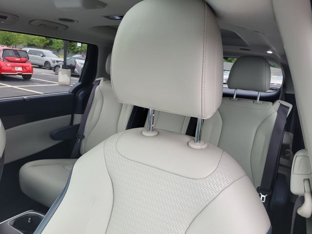 Certified Used 2025 Panthera Metal Kia SX Prestige image 26