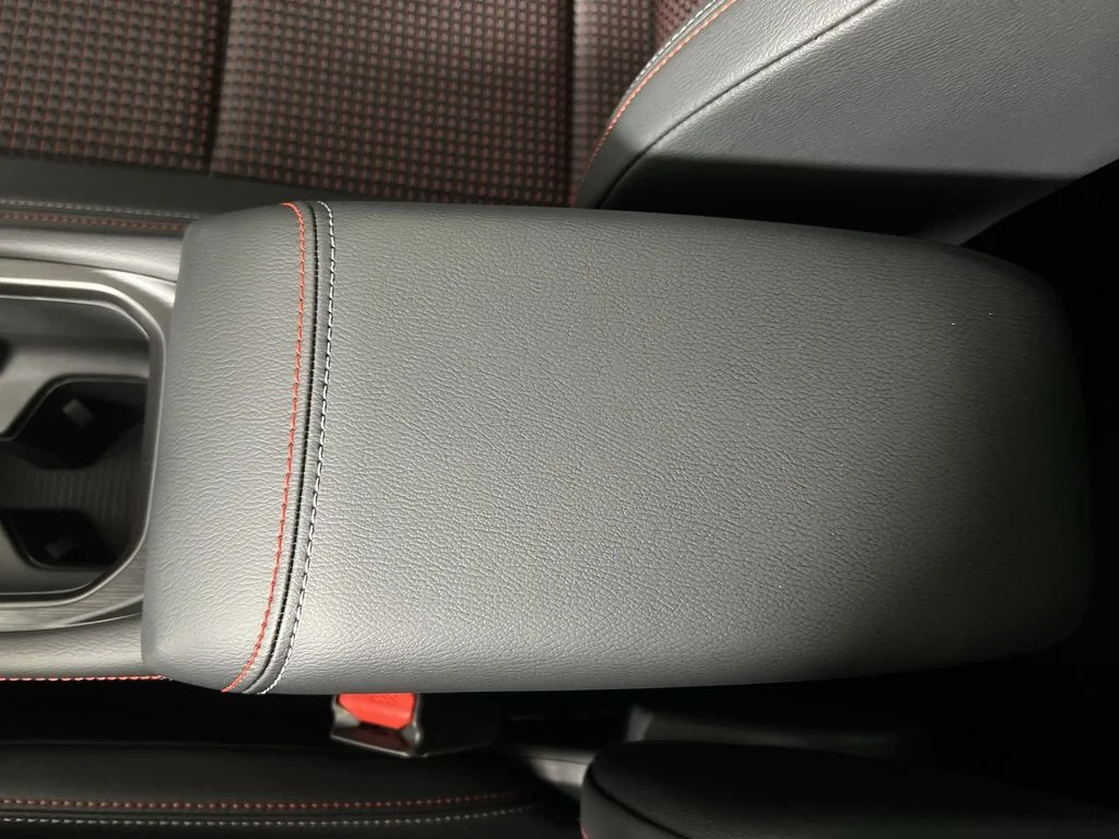2026 Nissan KICKS SR - Photo 22