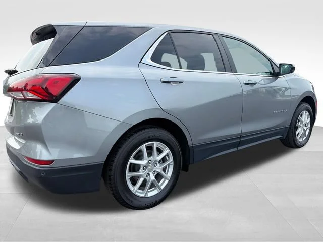Used 2024 Sterling Gray Metallic Chevrolet LT image 7