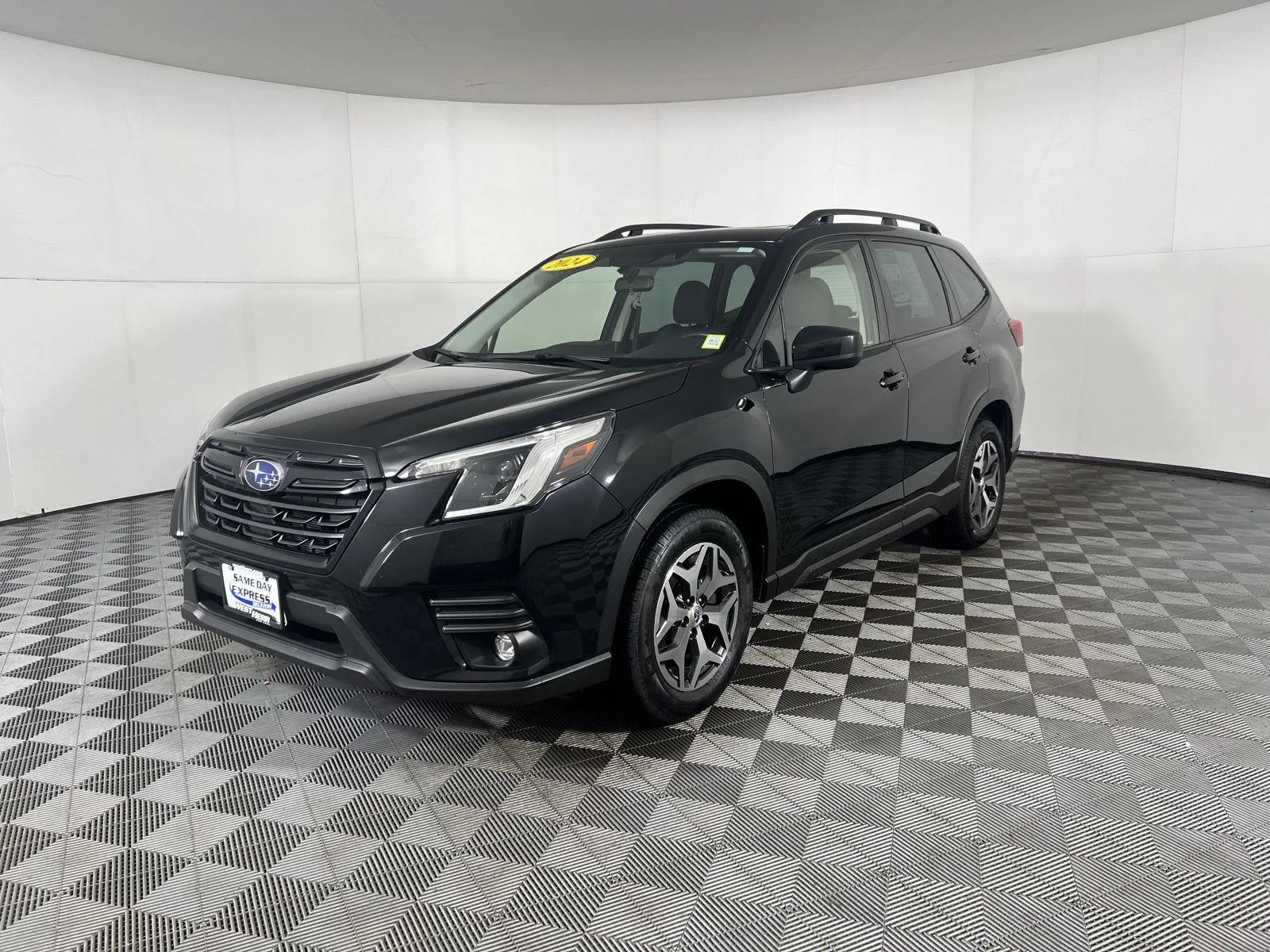 Used 2024 Crystal Black Silica Subaru Premium image 17