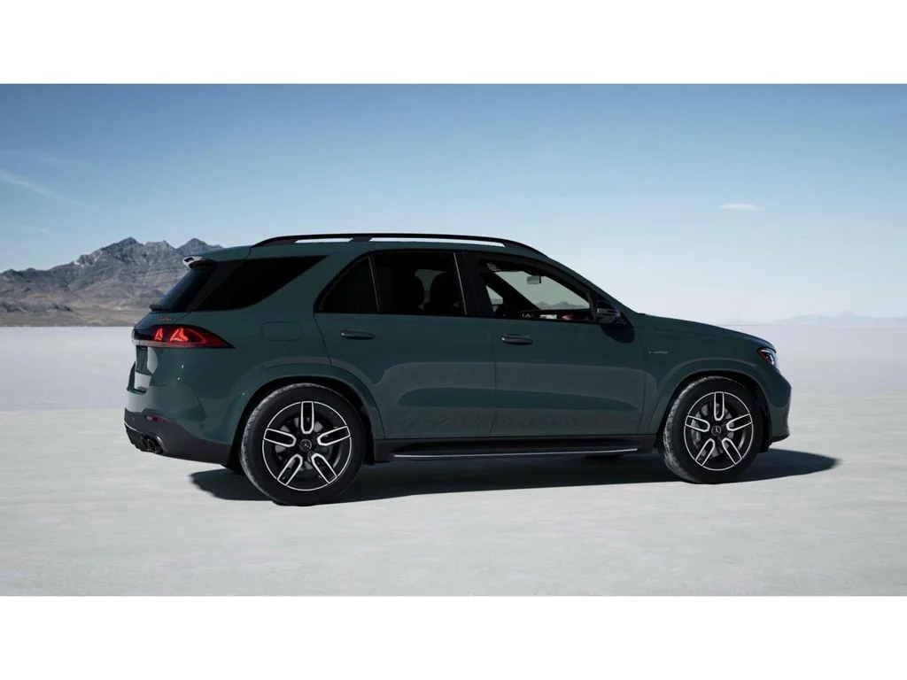 New 2027 Green Mercedes-Benz  image 18