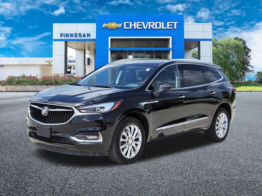 Used 2021 Black Buick Essence image 3