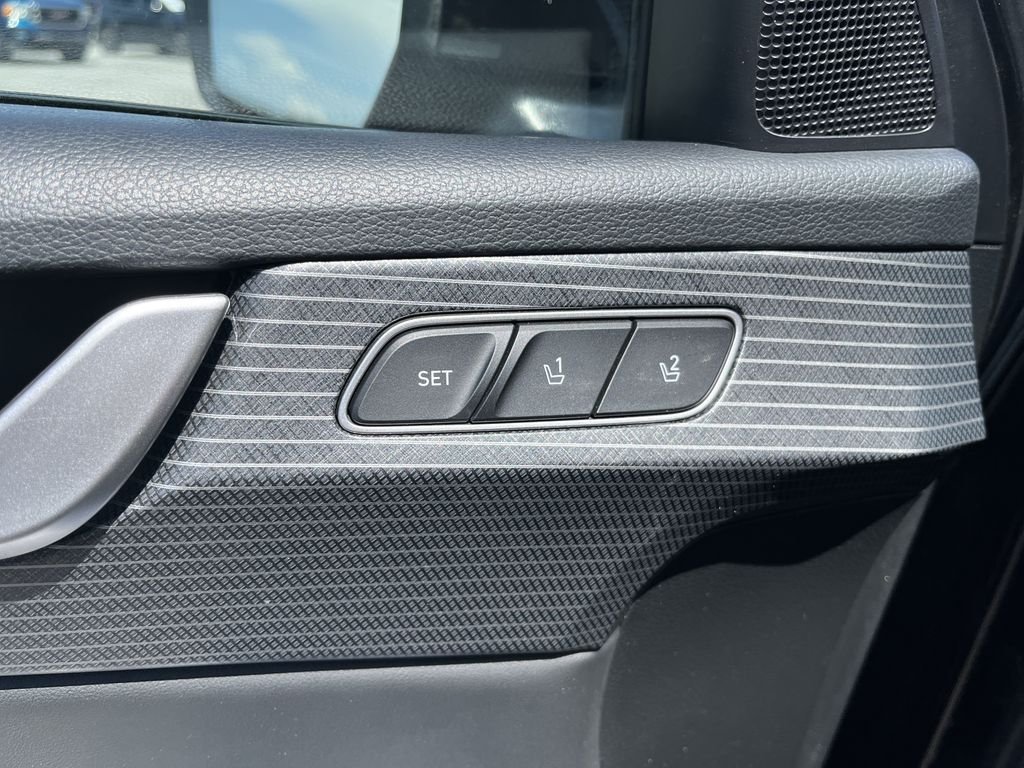 2024 Hyundai Palisade Limited - Photo 28