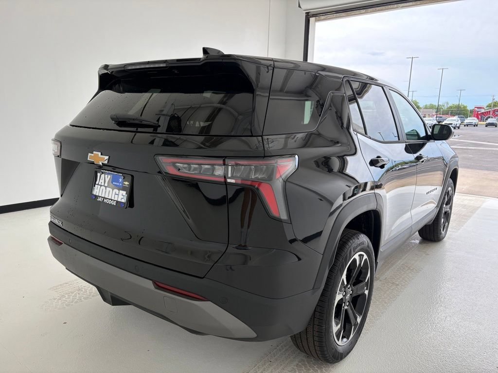 2027 Chevrolet Equinox LT - Photo 20