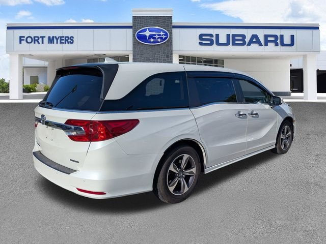Used 2018 White Honda Touring image 4