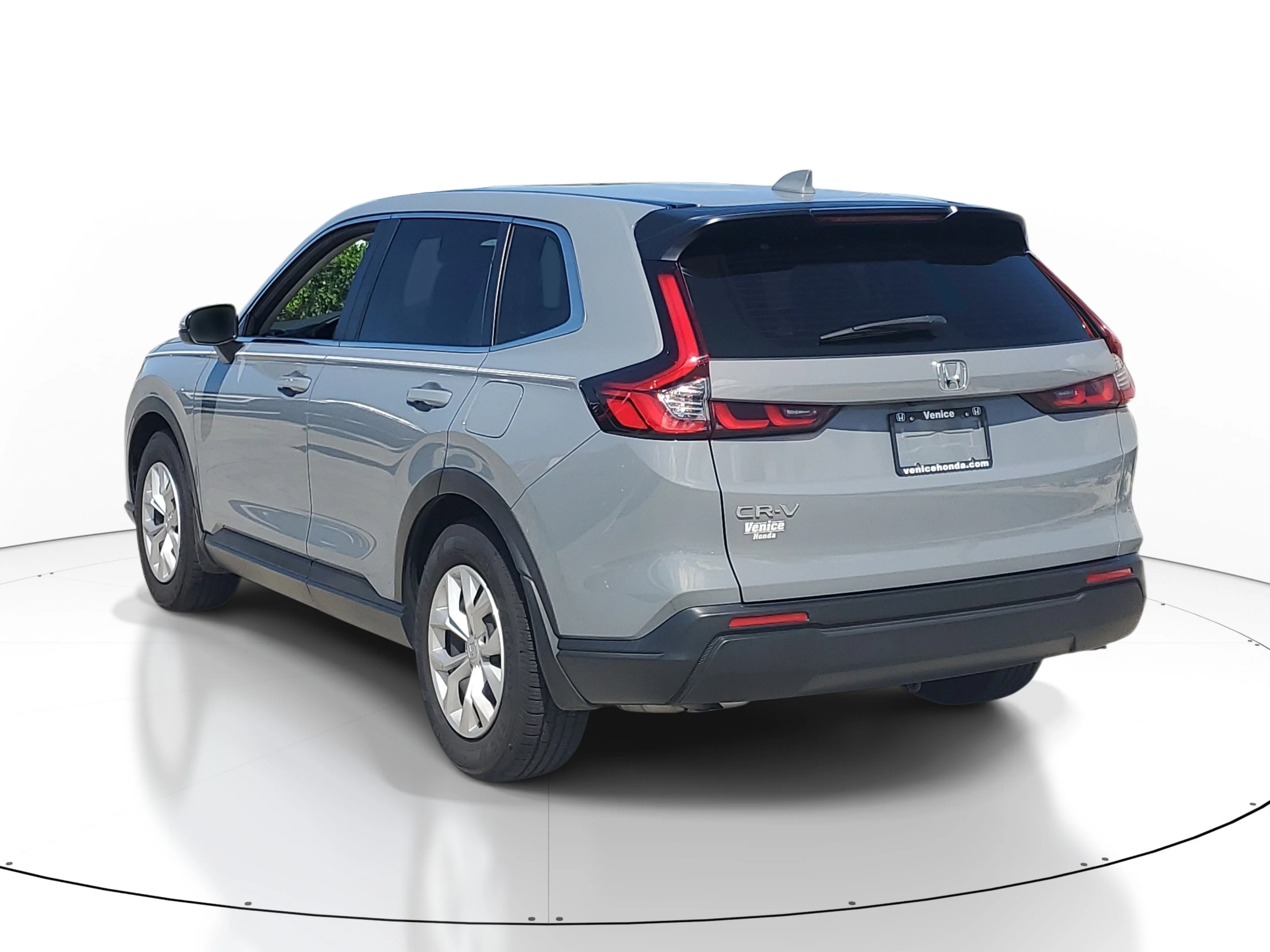 Used 2024 Urban Gray Pearl Honda LX image 3