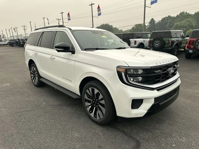 New 2027 Star White Metallic Tri-Coat Ford Platinum image 10