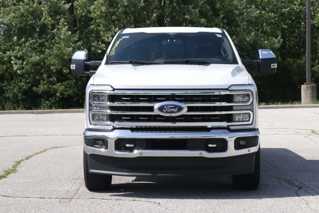 Used 2024 White Ford King Ranch image 3