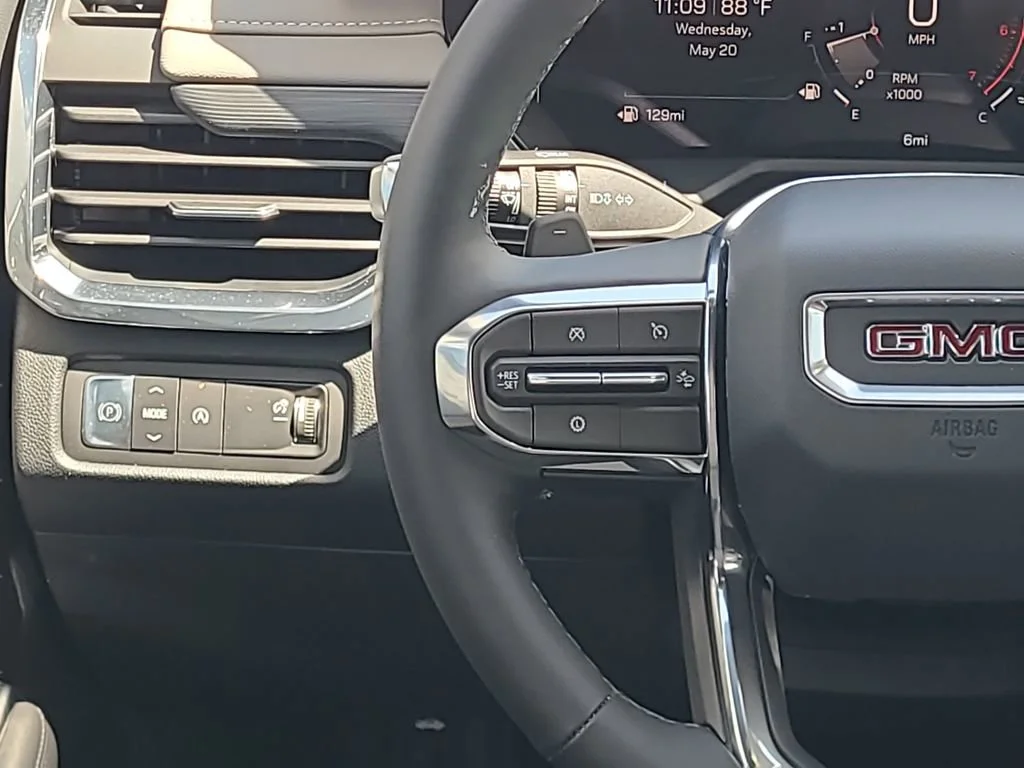 New 2026 Sterling Metallic GMC Elevation image 18