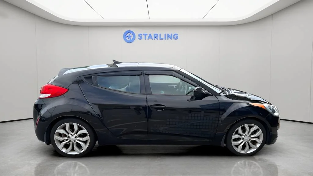 Used 2013 Black Hyundai Base w/Black image 3