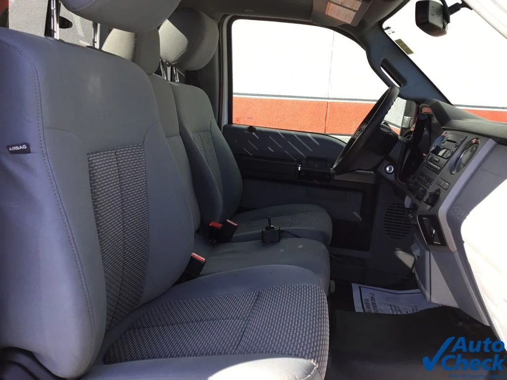 2016 Ford F-350 Super Duty XLT - Photo 30