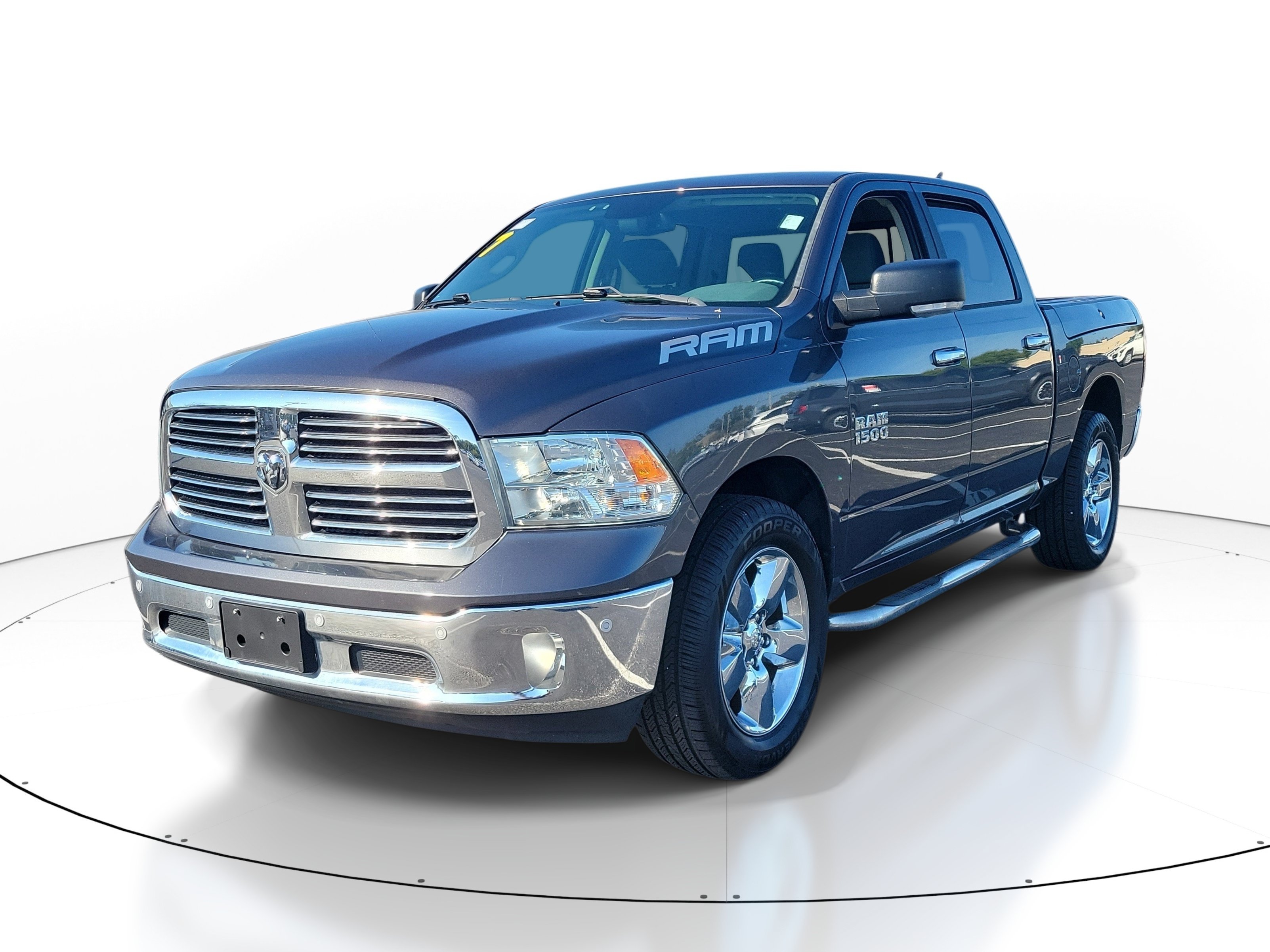 Used 2017 Granite Crystal Metallic Clearcoat Ram Big Horn image 2