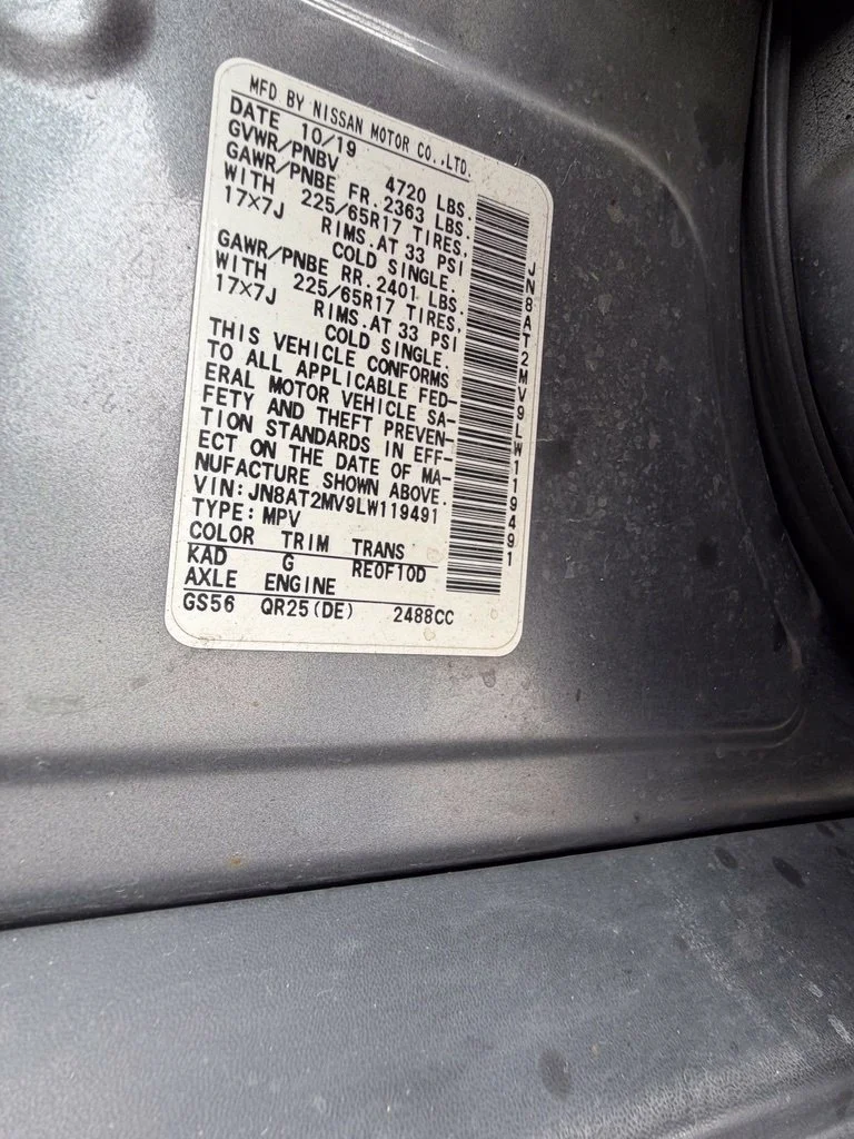 Used 2020 Gray Nissan SV image 49