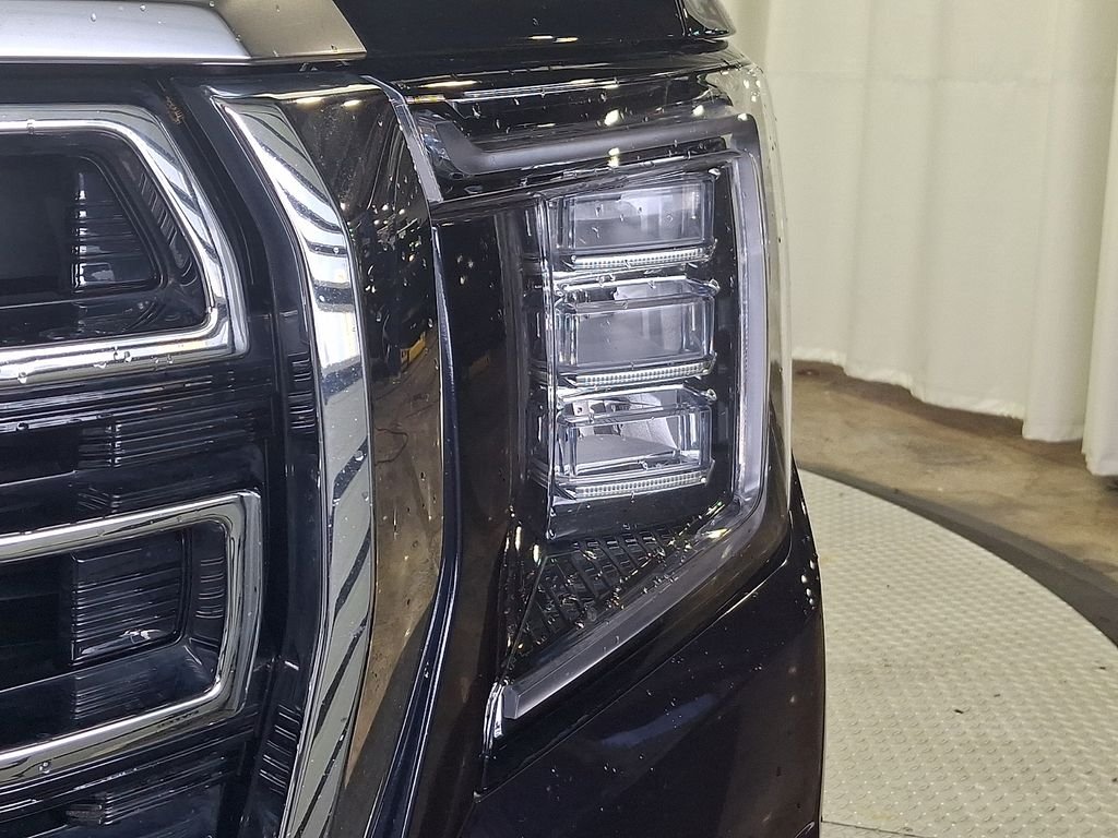 Used 2021 Midnight Blue Metallic GMC SLT image 8