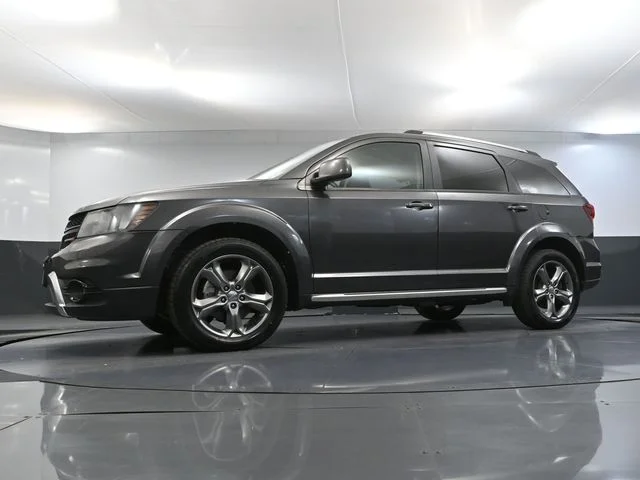 Used 2017 Gray Dodge Crossroad image 53