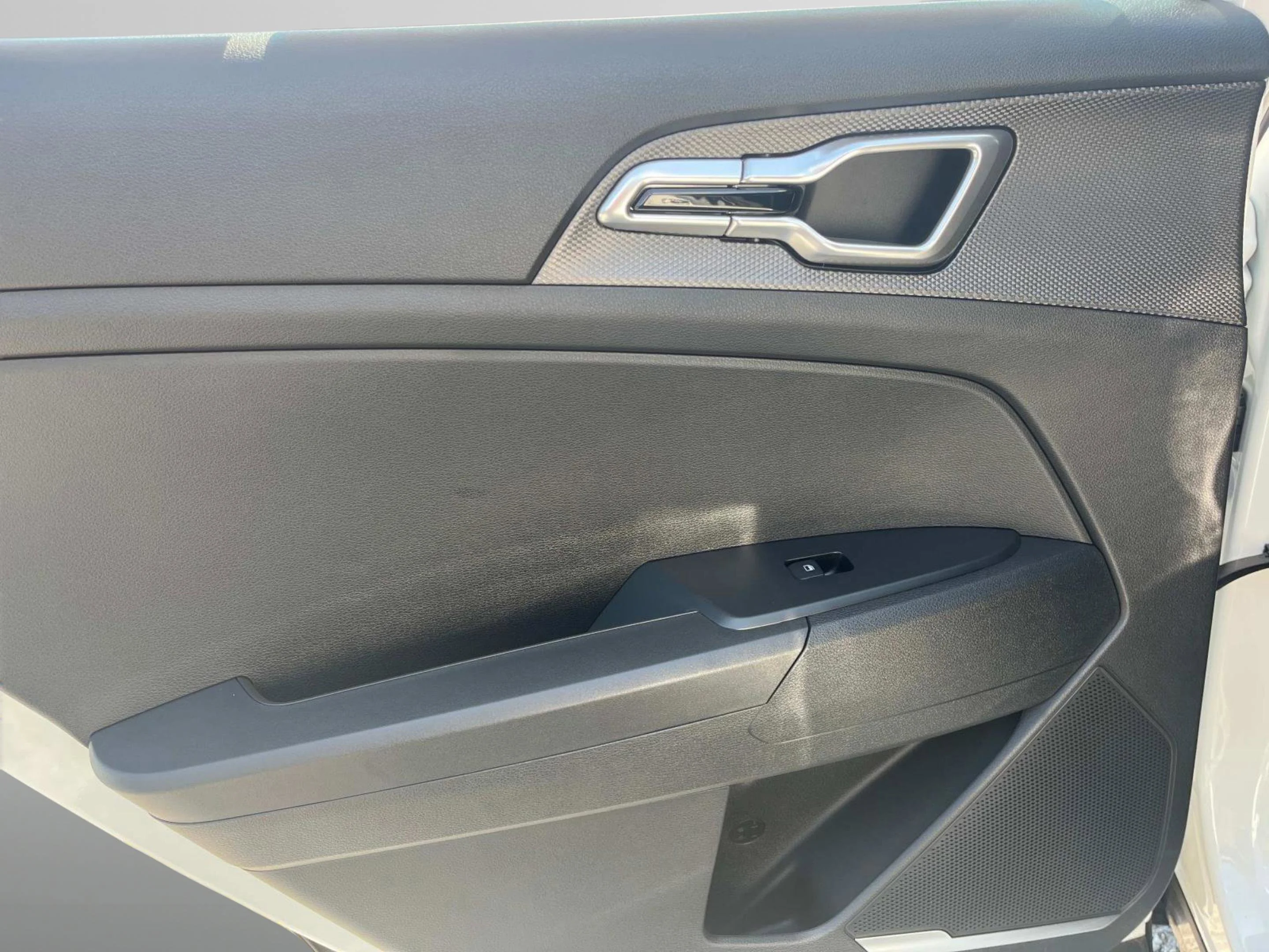 2025 Kia Sportage LX Hybrid - Photo 19