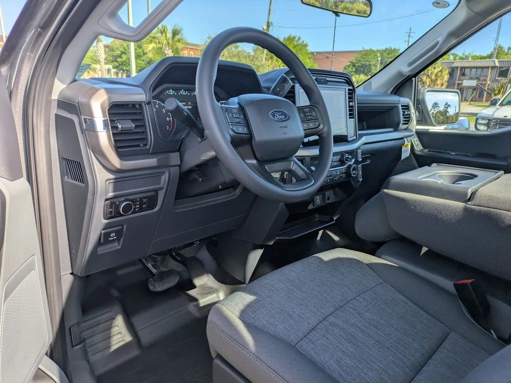 New 2026 Carbonized Gray Metallic Ford XL image 17