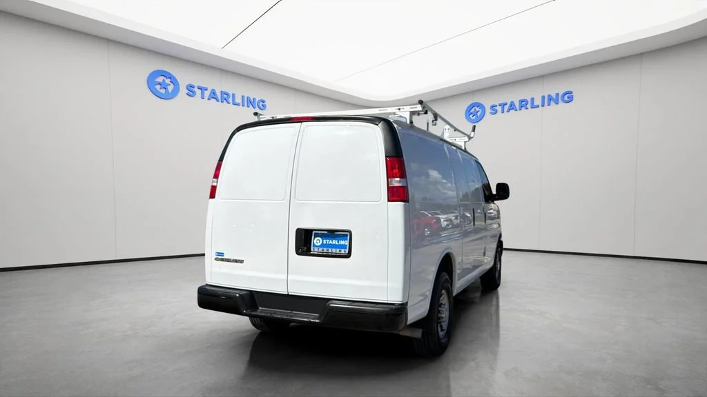 Used 2023 SUMMIT WHITE Chevrolet RWD 2500 Regular Wheelbase WT image 8