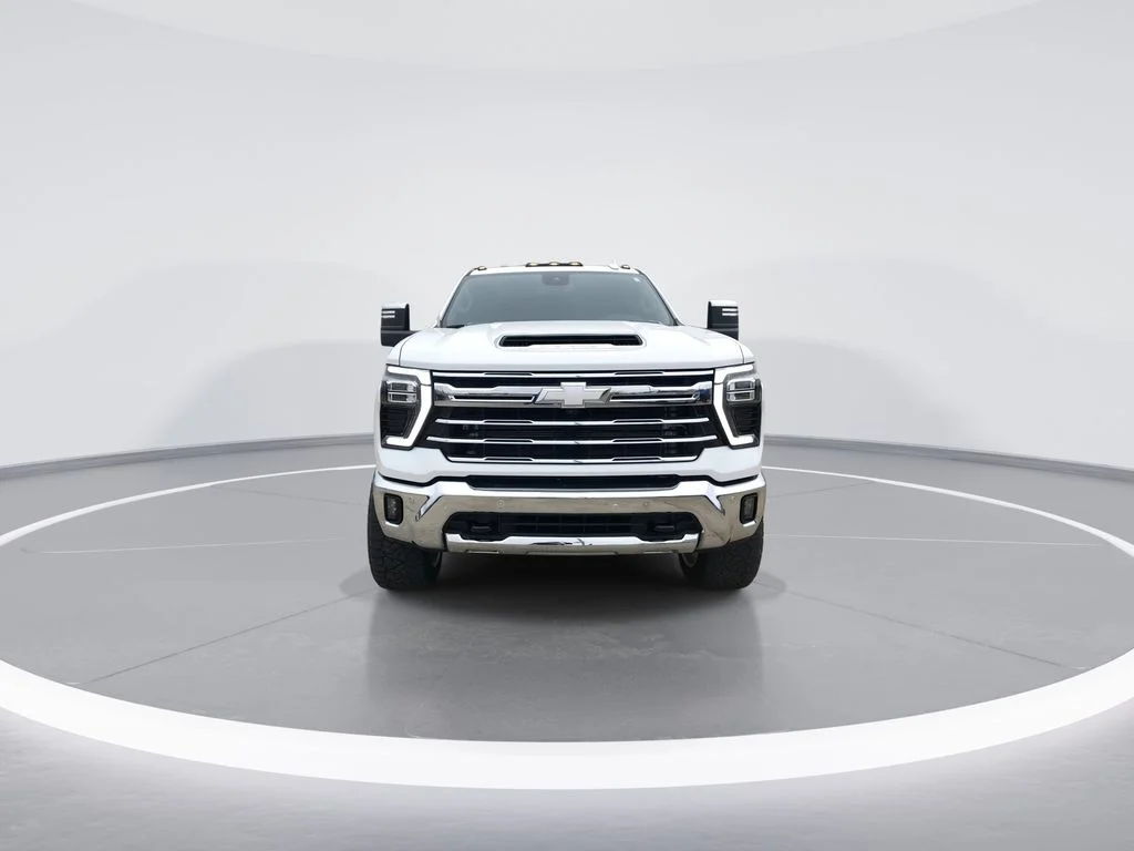 Used 2024 White Chevrolet LTZ image 3
