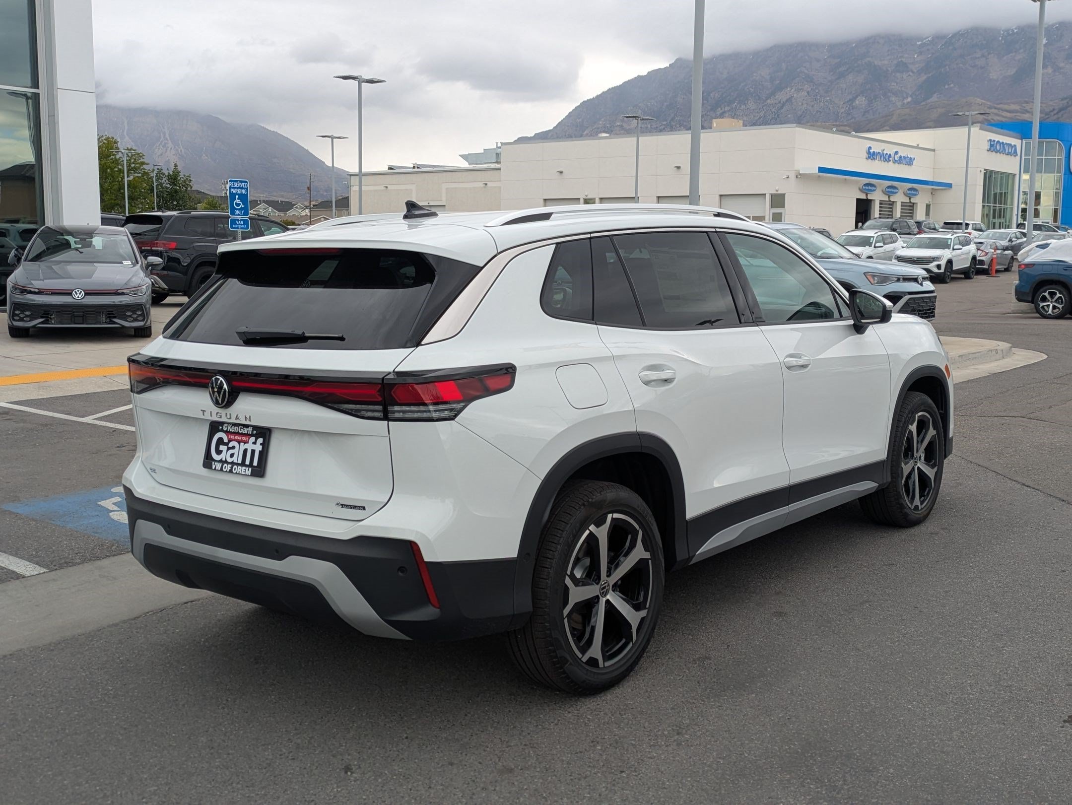 New 2026 Pure White Volkswagen SE image 3