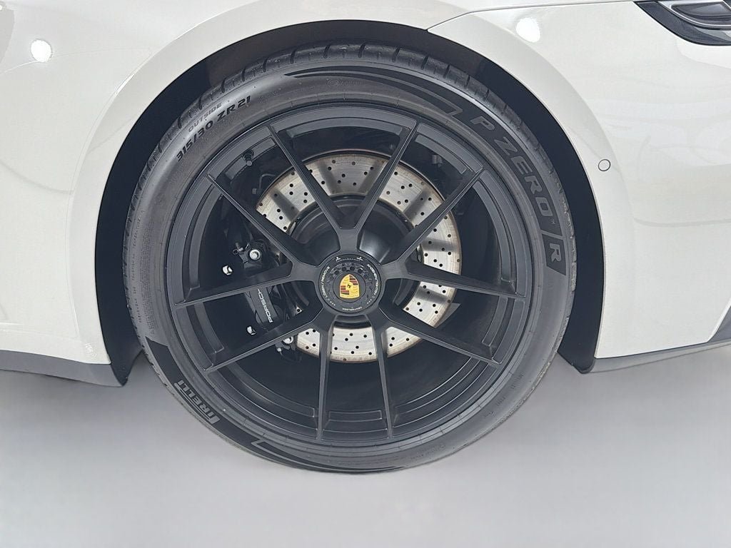 Used 2026 Chalk Porsche Targa 4 GTS image 37