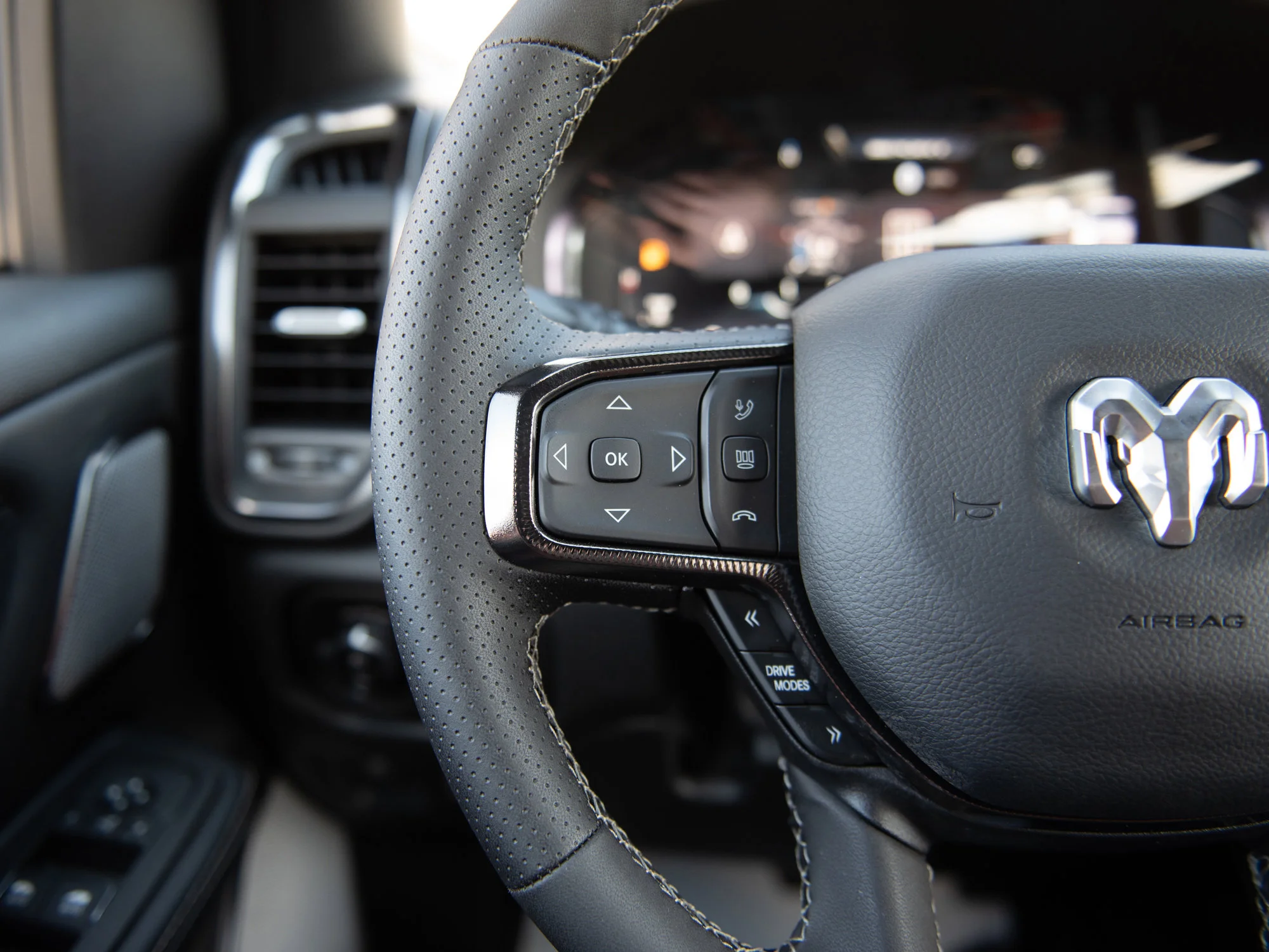 New 2026 Black RAM Sport* HEMI V8 image 15