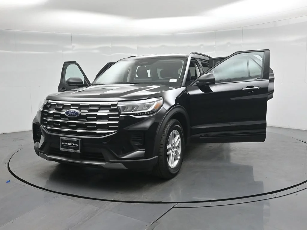 New 2026 Agate Black Metallic Ford Active image 29