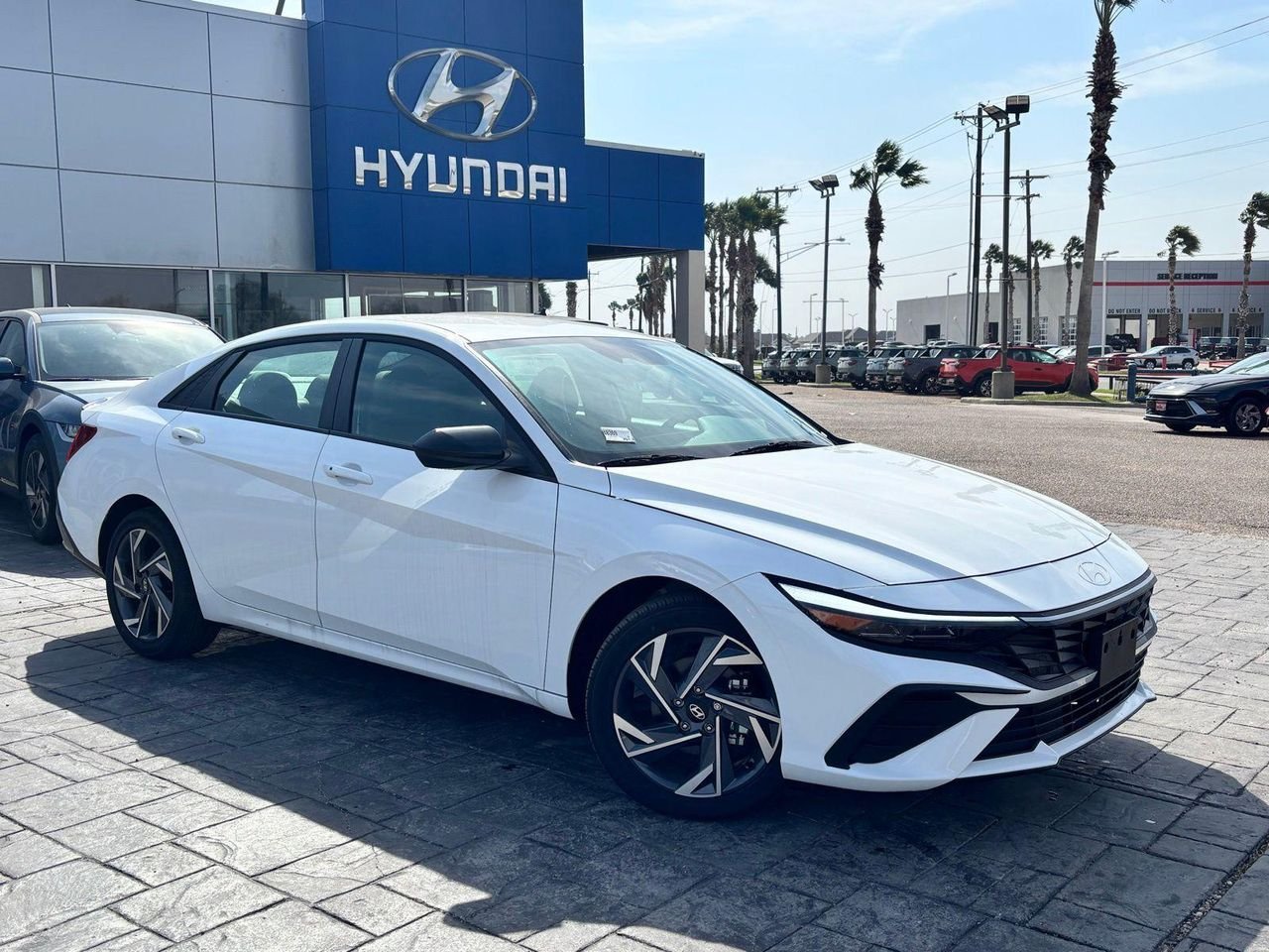 2025 Hyundai Elantra SEL