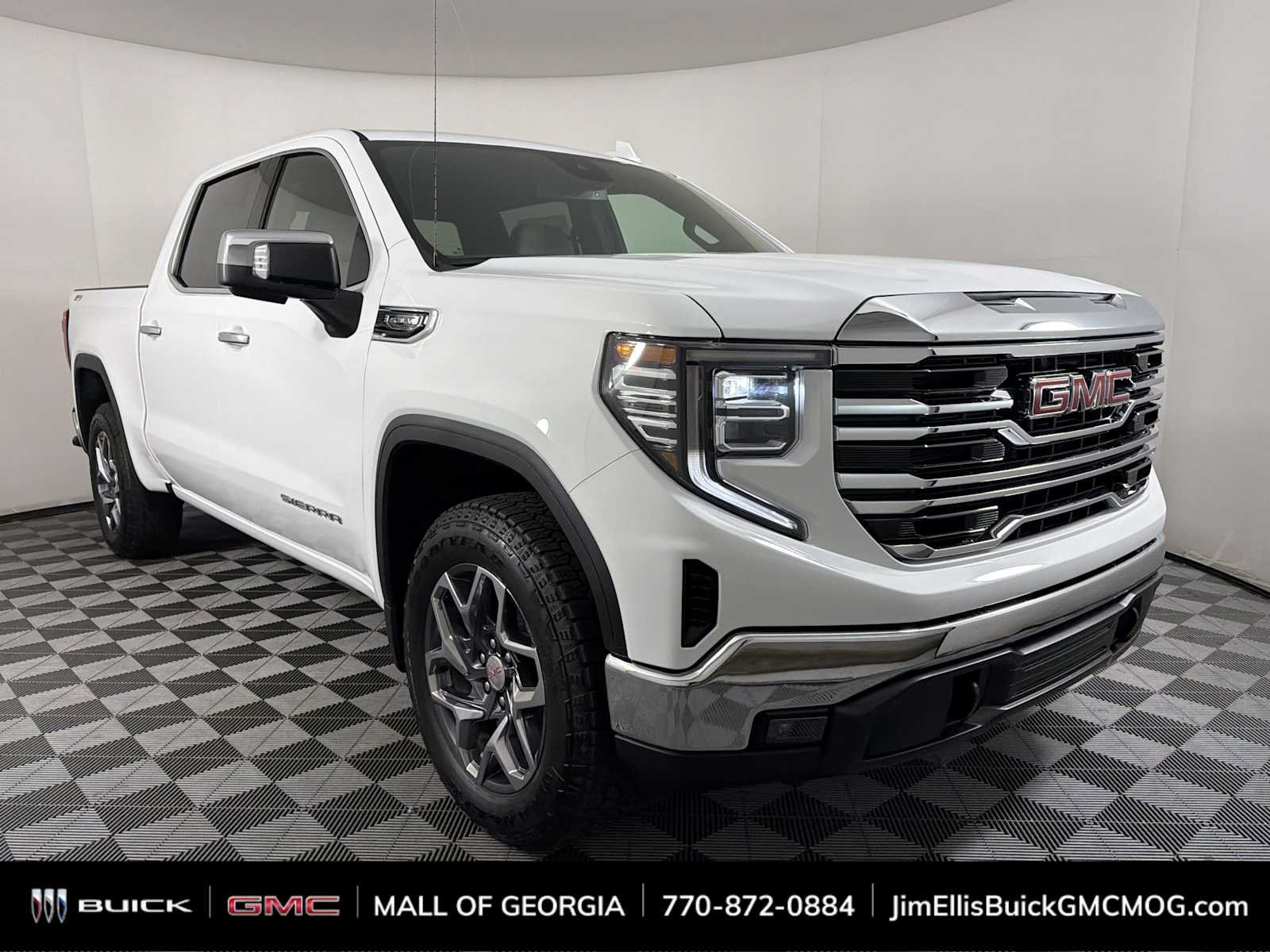 New 2026 Summit White GMC SLT image 1